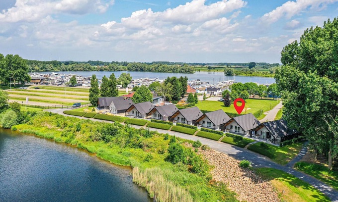 Kerkdriel House | 3 bedroom awesome home in Kerkdriel