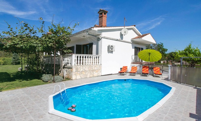 Zupanici House | 3 bedroom beautiful home in Nedescina