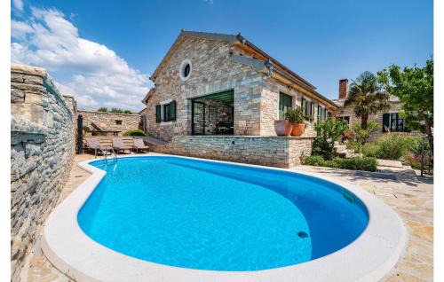 Lisicici House | 3 Bedroom Beautiful Home In Lisicic