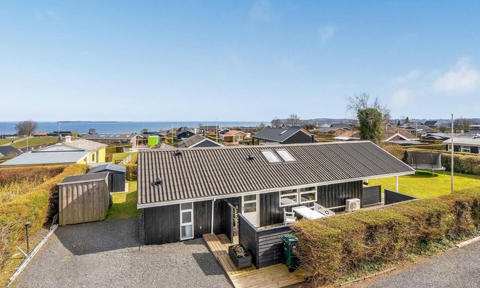Hejlsminde Strand House | 3 bedroom cozy home in Hejls