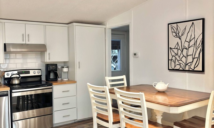 Mustang Ridge House | 3-bedroom Home 7 miles from COTA, 23 miles from Austin