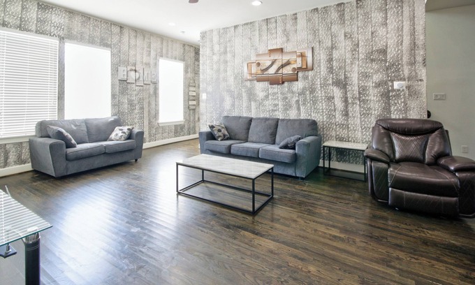 Midtown House | 3-bedroom townhome in Houston with AC, WiFi.