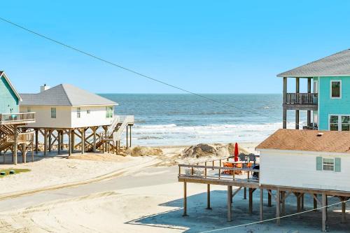San Luis House | 3 Covered Porches Sun Deck & Water Views