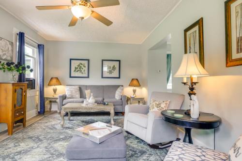 Dayton House | 3 Mi to Dtwn Dog-Friendly Retreat in Dayton