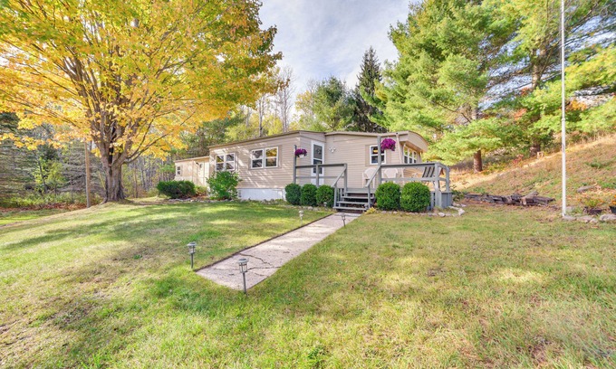 Petoskey House | 3 Mi to Lake Michigan: Pet-Friendly Home!