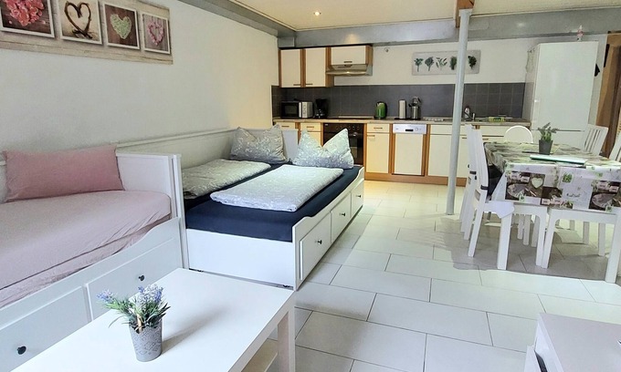 Kleinbreitenbach Apartment | 3 person vacation apartment in the countryside with plenty of space to linger