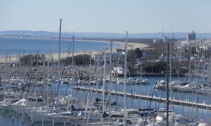 La Grande-Motte Apartment | 3-room Apt. of high standard with view on the harbour, sea in La Grand