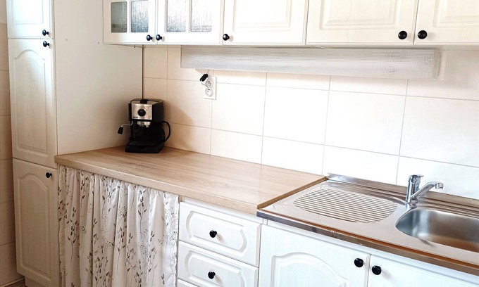 Samorin House | 3 room duplex house with AC & free ingate parking