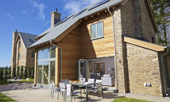 Bugford Cottage | 3 THE DRIVE, HILLFIELD VILLAGE, family friendly in Dartmouth