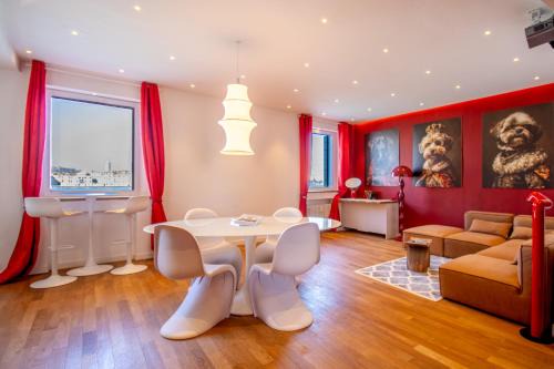 Isola San Giorgio Maggiore Apartment | 3 Windows on St Mark - Waterfront Apartment