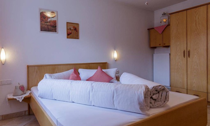 Obertilliach Apartment | 30 m² Apartment ∙ 1 bedroom ∙ 3 guests