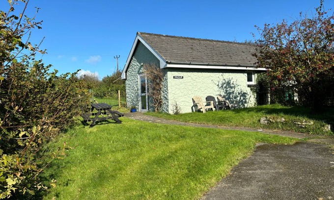 Tan-y-groes Cottage | 30 m² Cabin ∙ 2 bedrooms ∙ 3 guests