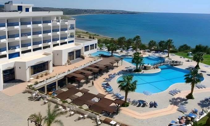 Pegeia Hotel | 30 m² Hotel ∙ 127 guests