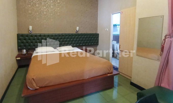 Kebumen Hotel | 30 m² Hotel ∙ 4 guests
