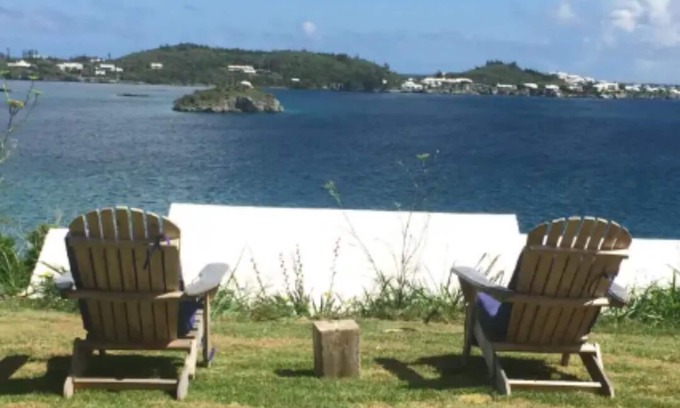 Bailey's Bay Apartment | 30% Off Limited-time Offer for Aug-Dec stays Tucked Away Views East end