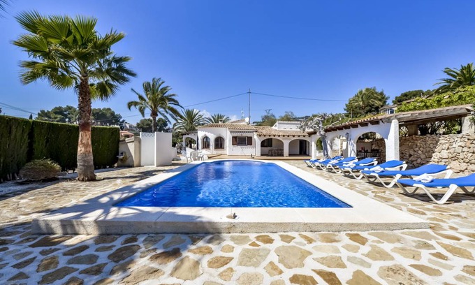 Urbanitzacio la Fustera Villa | 300 m² Villa ∙ 4 bedrooms ∙ 10 guests