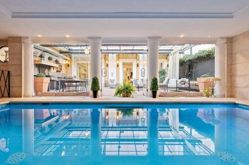 Universita Apartment | 300 m² Apartment ∙ 4 bedrooms ∙ 9 guests