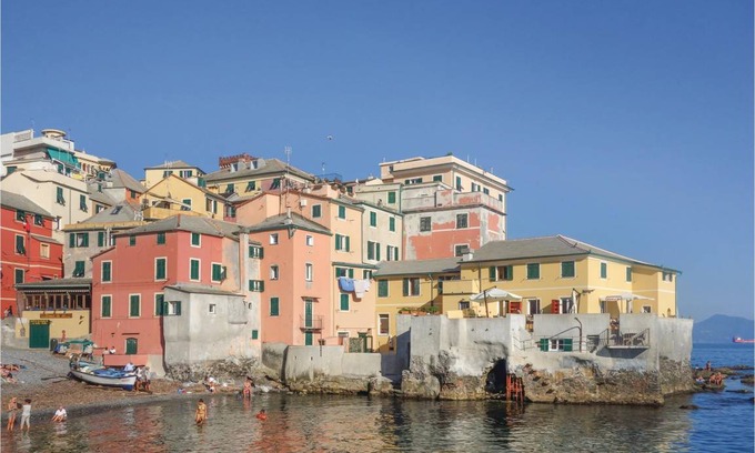 Albaro Apartment | 300 m² Apartment ∙ 5 bedrooms ∙ 9 guests