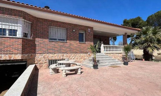 Numancia de la Sagra House | 300 m² House ∙ 1 bedroom ∙ 12 guests