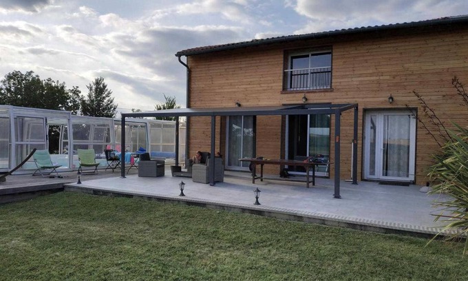 Seyre House | 300 m² Gîte ∙ 4 bedrooms ∙ 15 guests