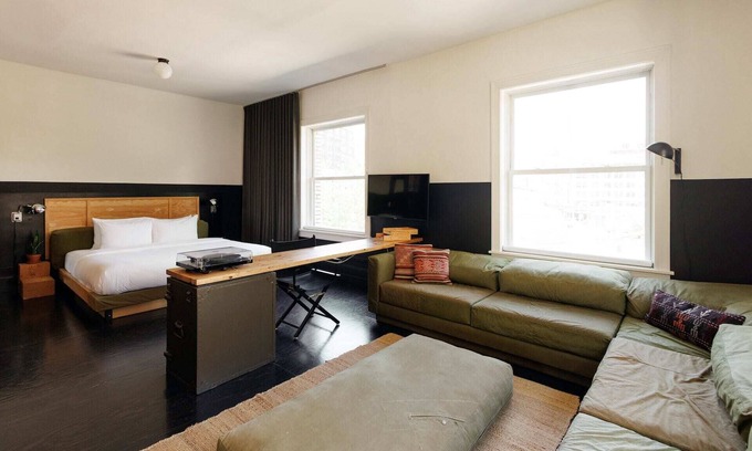 Downtown Portland House | #300 - The Clyde by Kasa