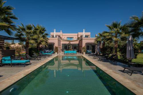 Oulad Hassoune Villa | 320 m² Villa ∙ 5 bedrooms ∙ 10 guests