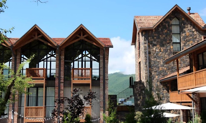 Dilijan Hotel | 328 m² Hotel ∙ 4 bedrooms ∙ 20 guests