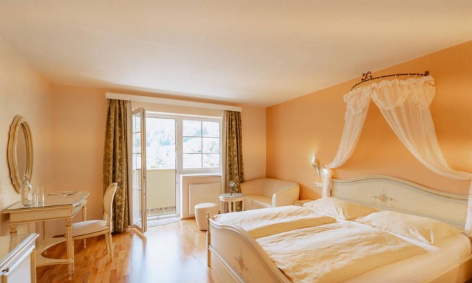 Bad Gleichenberg Hotel | 33 m² Hotel ∙ 1 bedroom ∙ 2 guests