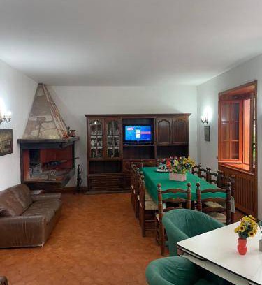 Altipiani di Arcinazzo Villa | 330 m² Villa ∙ 5 bedrooms ∙ 12 guests