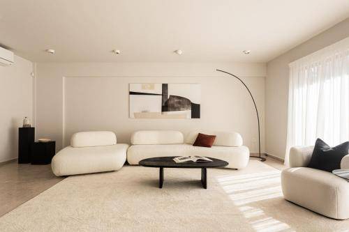 Kolonaki Apartment | 340 m² Apartment ∙ 5 bedrooms ∙ 13 guests