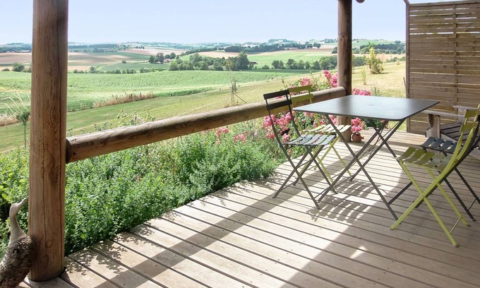 Pauilhac Ski Chalet | 35 m² Chalet ∙ 2 bedrooms ∙ 4 guests