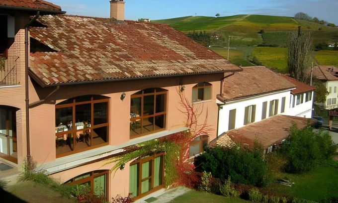 San Marzano Oliveto House | 35 m² Farmhouse ∙ 5 guests