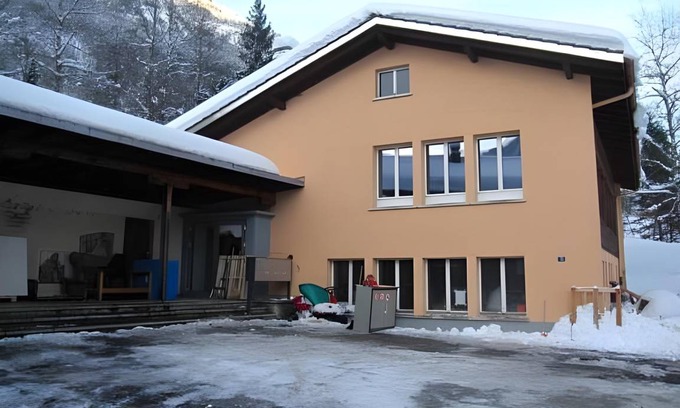 Wiler Apartment | 350 m² Apartment ∙ 11 bedrooms ∙ 31 guests