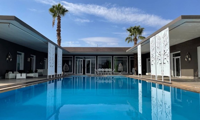 Ait Hamid Villa | 350 m² Villa ∙ 6 bedrooms ∙ 14 guests
