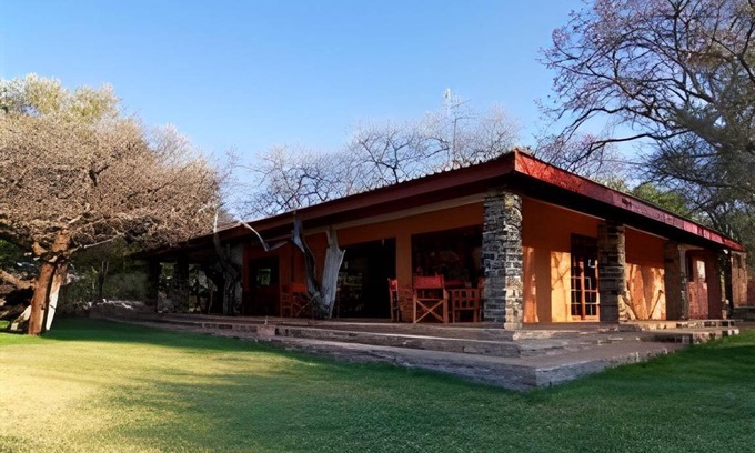 Otavi Cabin | 36 m² Lodge ∙ 9 guests
