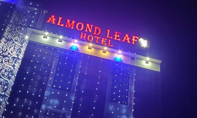 Thanesar Hotel | 360 m² Hotel ∙ 3 guests