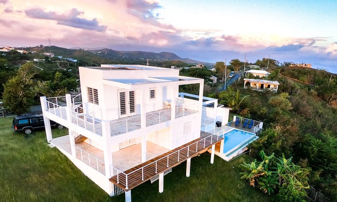 Villa Borinquen Villa | 360º Vieques - Panoramic View Private Pool 2 BR Romantic Hilltop Villa