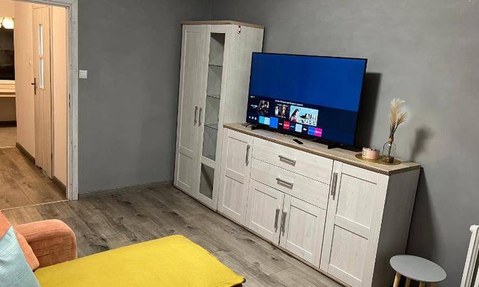 Stalowa Wola Apartment | 37 m² Apartment ∙ 2 bedrooms ∙ 4 guests