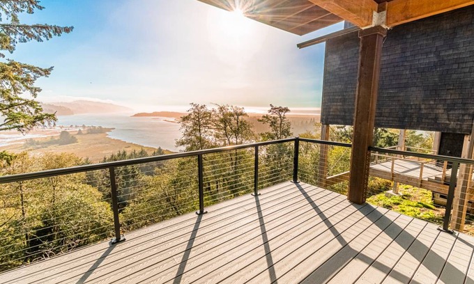 Pacific City Apartment | 37 m² Studio flat ∙ 1 bedroom ∙ 2 guests