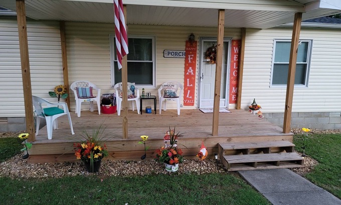 Millersville House | 3bdrm 2bth country setting close to Nashville and popular attractions pets ok