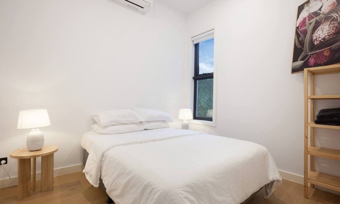 Coburg House | 3Bed/2Bath Entire House - The Charmern