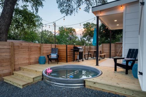 Blackshear-Prospect Hill House | 3BR New Build Corner Lot Putt-Putt