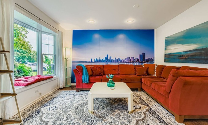 Lake Zurich House | 3BR with Gameroom, Nintendo, Wi-Fi, Kids Fun Room