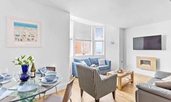 Torcross Apartment | 4 At The Beach, Torcross - an apartment that sleeps 4 guests in 2 bedrooms
