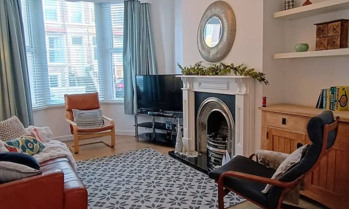 Bare House | 4 bed house, Bare village, Morecambe *Sea Views*