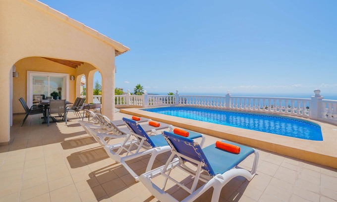 Cumbre del Sol Villa | 4 Bed Villa with Pool & Spectacular Sea Views
