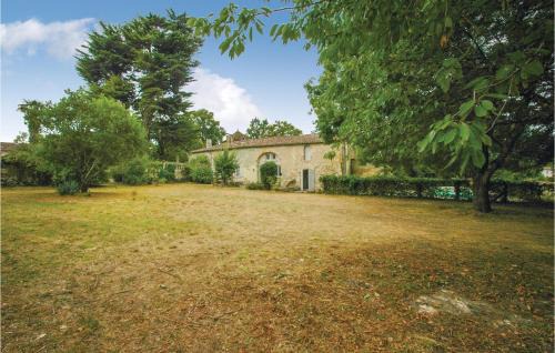 Saint-Germain-de-la-Riviere House | 4 Bedroom Beautiful Home In St Germain