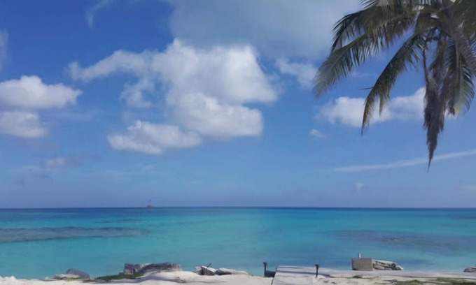 Colonel Hill House | 4 bedroom 4 bath home in crooked island bahamas perfect for Bone fishing.