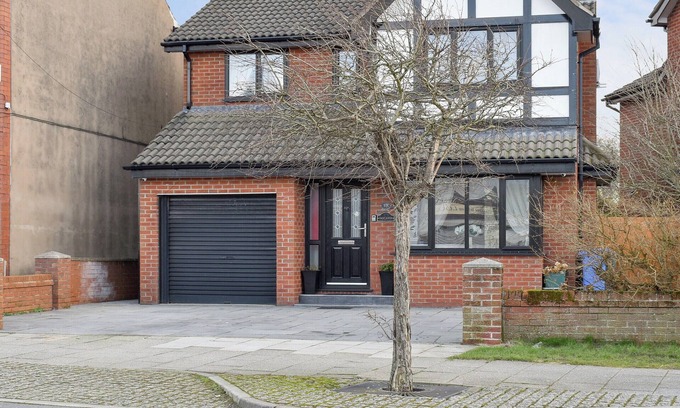 Knott End-on-Sea Cottage | 4 bedroom accommodation in Knott End-on-Sea, near Poulton-le-Fylde