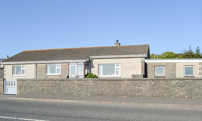 Port William Cottage | 4 bedroom accommodation in Port William, near Newton Stewart